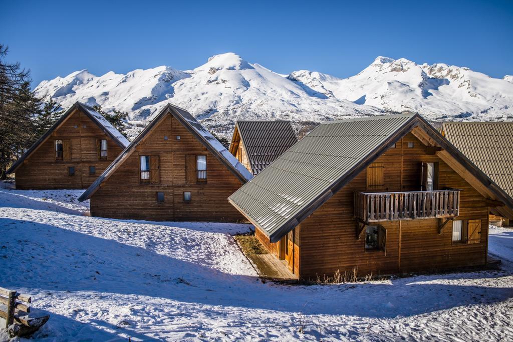 Flocons Du Soleil By Actisource Aparthotel La Joue du Loup Exteriör bild